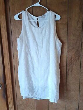 Fever White Sleeveless Textured Dress Size Large Polyester